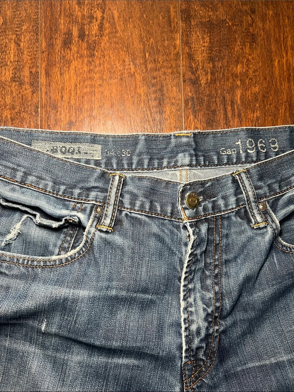 Men's Gap Blue Washed Jeans - Classic Straight Fit 34/30